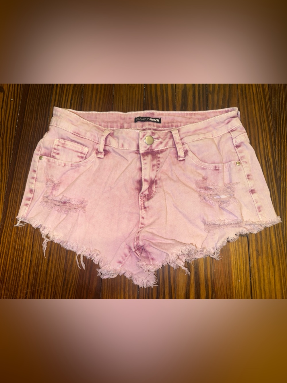 Fashion Nova Pink Frayed Cut Shorts Size 7 NWOT